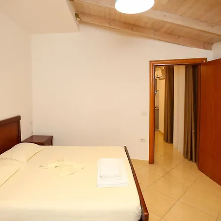 Ionian Seaview Apartment Himare Exterior photo